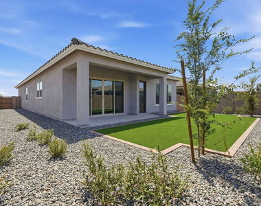 2942 E Manzanila Avenue - Photo Thumbnail 42
