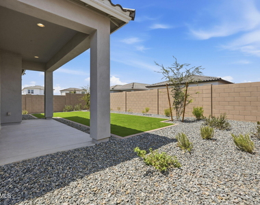2942 E Manzanila Avenue - Photo Thumbnail 39