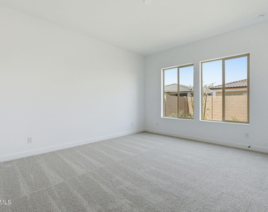 2942 E Manzanila Avenue - Photo Thumbnail 22