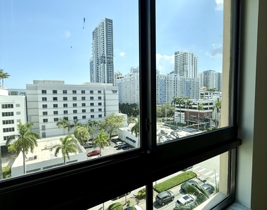 100 N Federal Highway - Photo Thumbnail 11