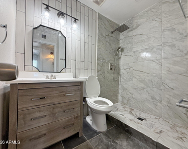 5220 W Lynwood Street - Photo Thumbnail 8