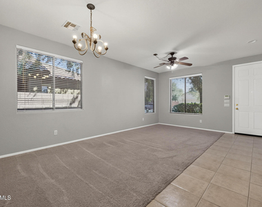 3096 E Kingbird Place - Photo Thumbnail 4