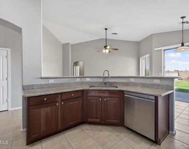 3096 E Kingbird Place - Photo Thumbnail 12