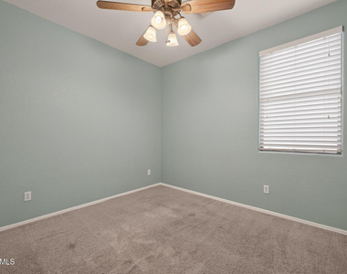 3096 E Kingbird Place - Photo Thumbnail 28