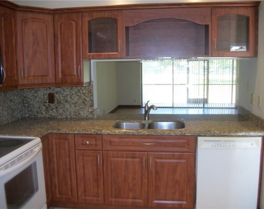 4953 E Lakes Drive - Photo Thumbnail 5