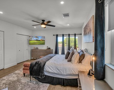 460 Nw 27th Avenue - Photo Thumbnail 28