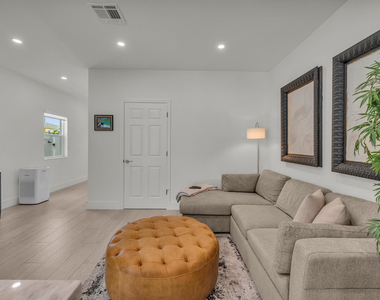 460 Nw 27th Avenue - Photo Thumbnail 11