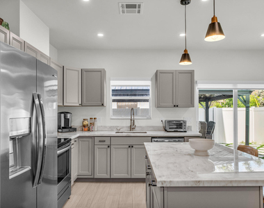 460 Nw 27th Avenue - Photo Thumbnail 17