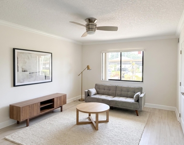 7370 S Oriole Boulevard - Photo Thumbnail 4