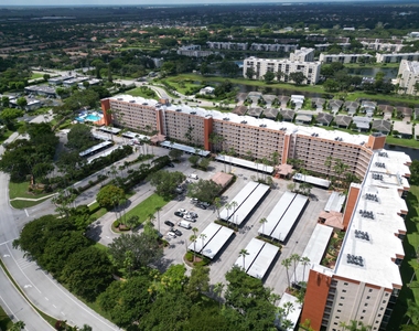 7370 S Oriole Boulevard - Photo Thumbnail 13