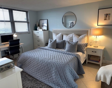 336 Golfview Road - Photo Thumbnail 9