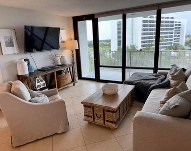 336 Golfview Road - Photo Thumbnail 3