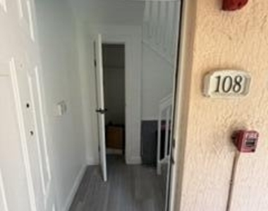 2807 Veronia Drive - Photo Thumbnail 53