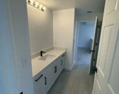 2807 Veronia Drive - Photo Thumbnail 47