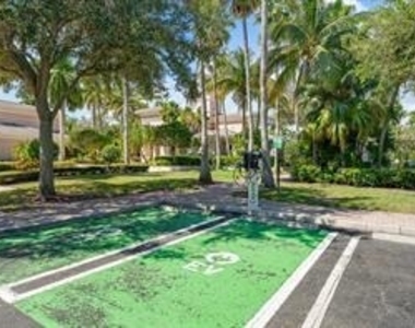 2807 Veronia Drive - Photo Thumbnail 29