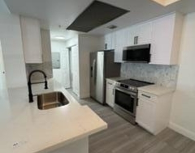 2807 Veronia Drive - Photo Thumbnail 77