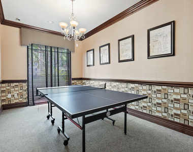 2807 Veronia Drive - Photo Thumbnail 14