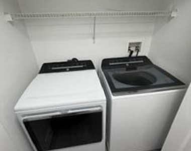 2807 Veronia Drive - Photo Thumbnail 75