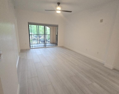 2807 Veronia Drive - Photo Thumbnail 2