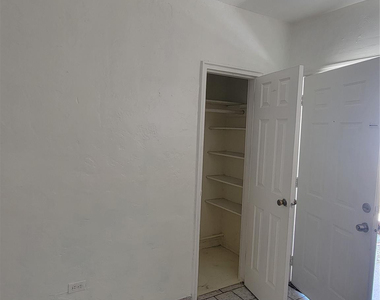 1822 Johnson Street - Photo Thumbnail 4