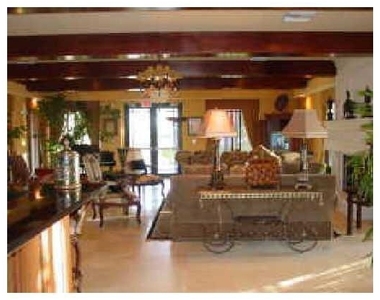 2807 Veronia Drive - Photo Thumbnail 20