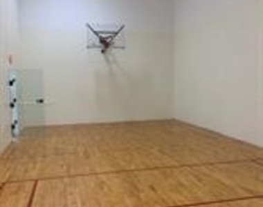 2807 Veronia Drive - Photo Thumbnail 10