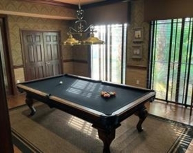 2807 Veronia Drive - Photo Thumbnail 14