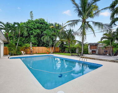 111 Vassar Drive - Photo Thumbnail 49