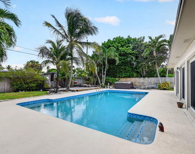 111 Vassar Drive - Photo Thumbnail 46