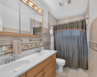 111 Vassar Drive - Photo Thumbnail 40