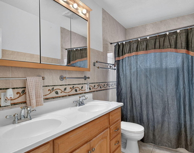 111 Vassar Drive - Photo Thumbnail 41