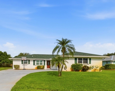 441 Sw Curry Street - Photo Thumbnail 1