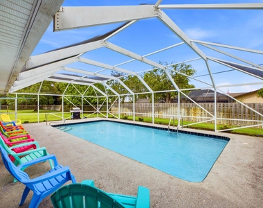 441 Sw Curry Street - Photo Thumbnail 24