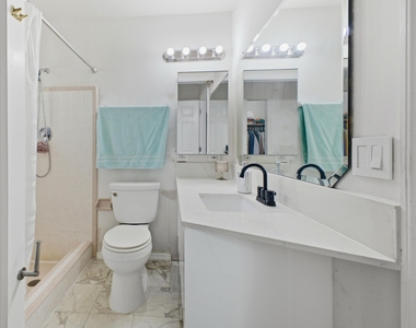 441 Sw Curry Street - Photo Thumbnail 10
