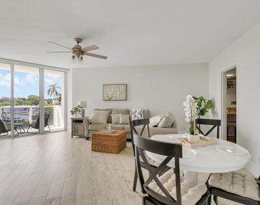 2800 N Flagler Drive - Photo Thumbnail 13