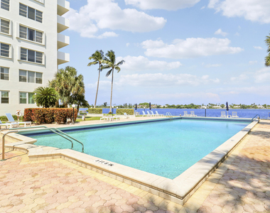 2800 N Flagler Drive - Photo Thumbnail 1
