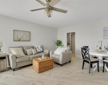 2800 N Flagler Drive - Photo Thumbnail 15