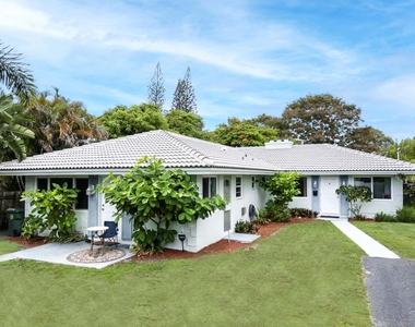 1680 Ne 34th Lane - Photo Thumbnail 2