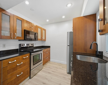 1680 Ne 34th Lane - Photo Thumbnail 6