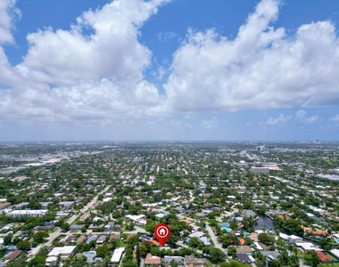 1680 Ne 34th Lane - Photo Thumbnail 24