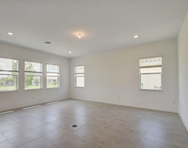 1000 Sterling Pine Place - Photo Thumbnail 3