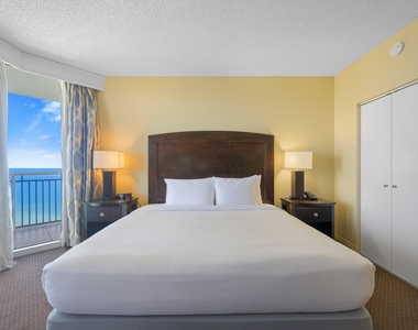 17375 Collins Avenue - Photo Thumbnail 6