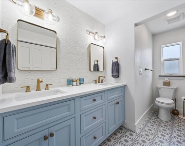 115 Elm Avenue - Photo Thumbnail 7