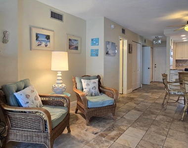 1161 Hillsboro Mile - Photo Thumbnail 30
