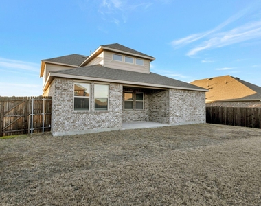 1007 Hitchin Post Way - Photo Thumbnail 29