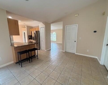 2341 Sw Lawford Street - Photo Thumbnail 14