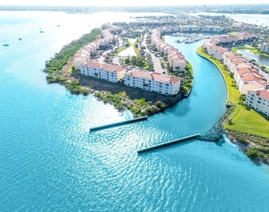 6 Harbour Isle Drive E - Photo Thumbnail 28