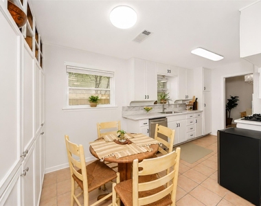 133 Oakhurst Drive - Photo Thumbnail 11