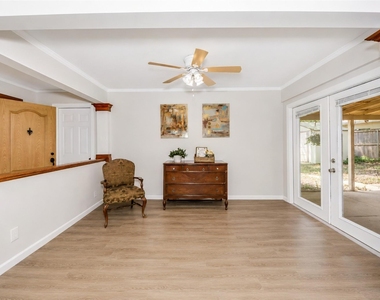 133 Oakhurst Drive - Photo Thumbnail 17