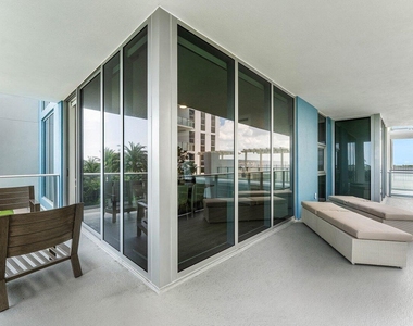 220 Lake Shore Drive - Photo Thumbnail 21